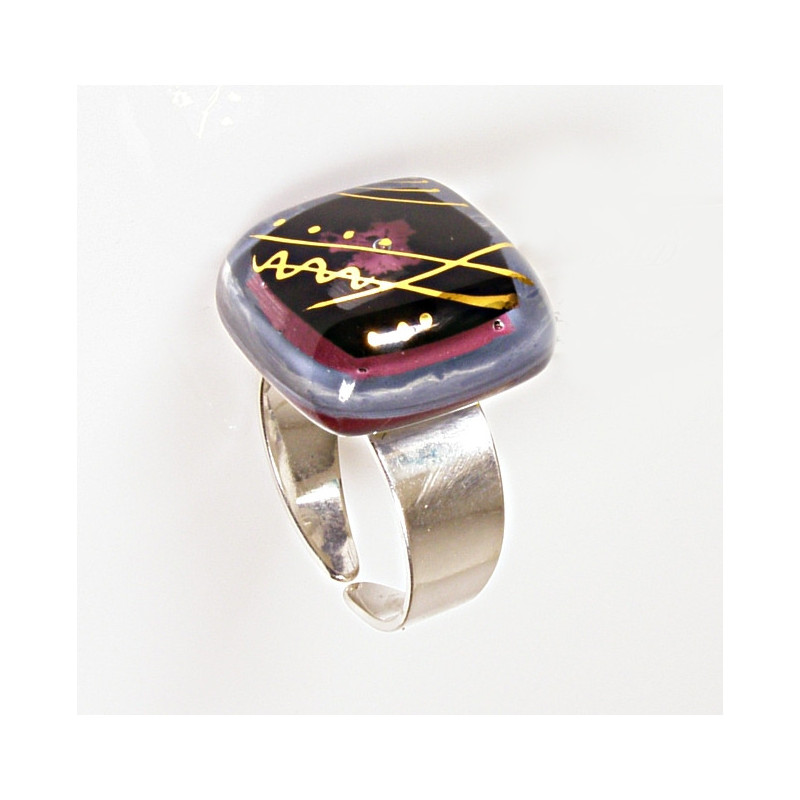 Pierścionek z kolekcji Sekrety Nocy Szare 20