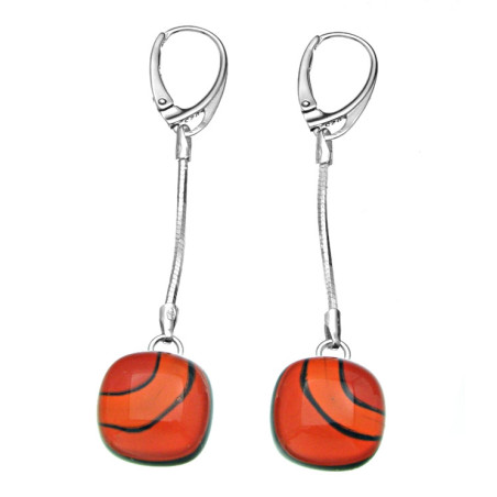 Kolczyki wiszące z łańcuszkiem