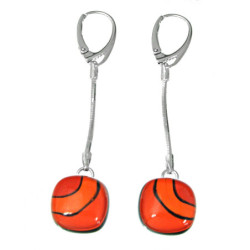 Kolczyki wiszące z łańcuszkiem