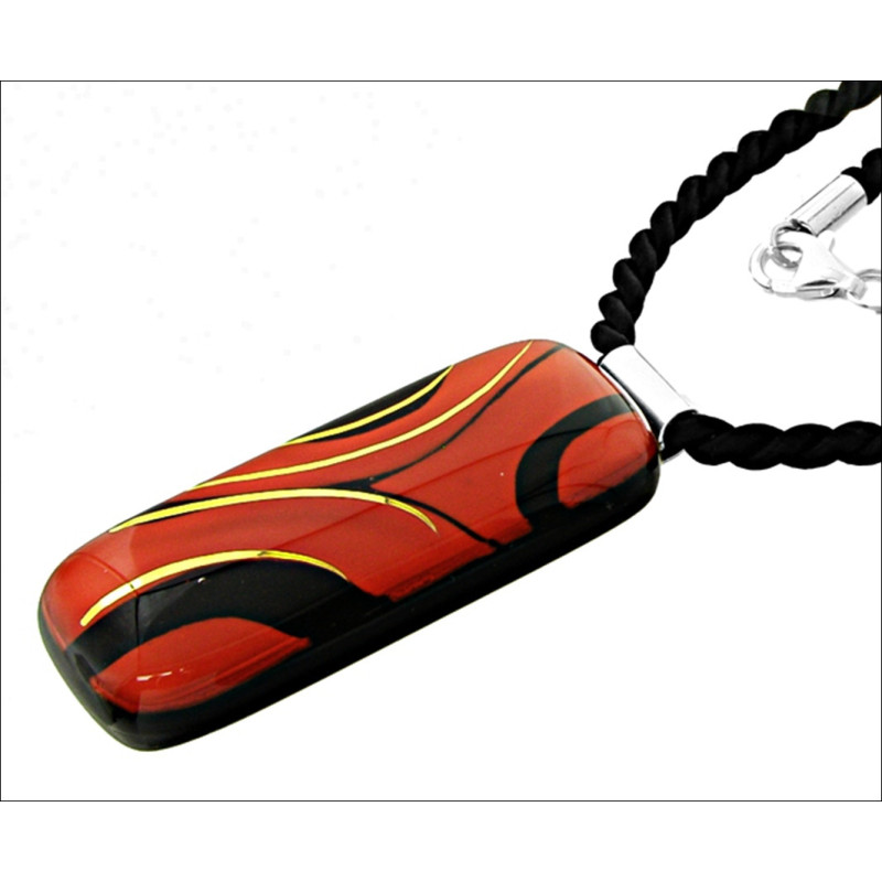 Wisior z Czerwono Czarnej kolekcji 50/20