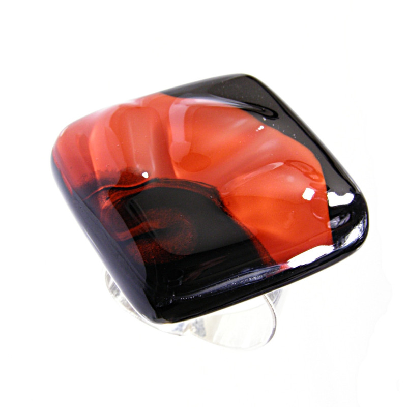 Pierścionek karo z kolekcji Maki Czerwone 30