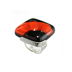 Pierścionek w oprawie z kolekcji Maki Czerwone 25