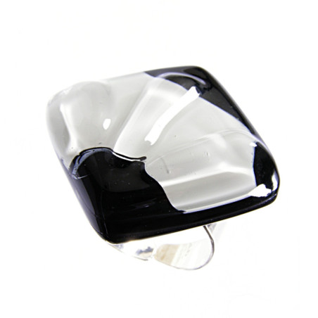 Pierścionek karo z kolekcji Maki Białe 30