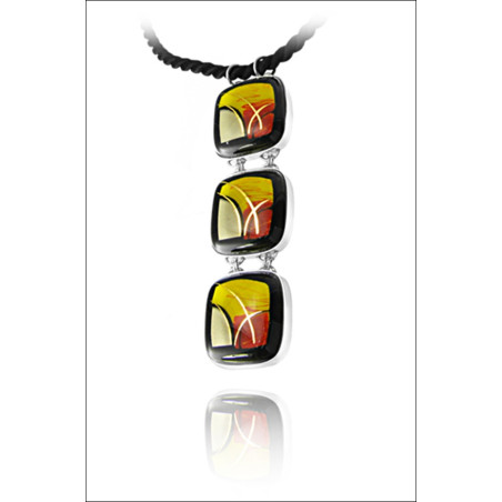 Wisior w oprawie z kolekcji Słońce Kairu 3 elem