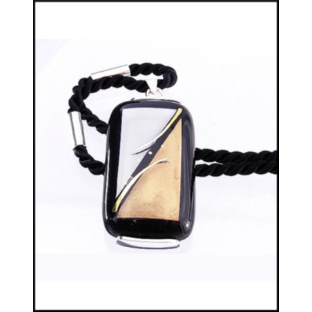 Wisior w oprawie z kolekcji Kandinsky Złoty 45/25