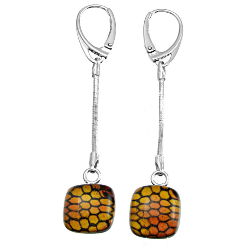 Kolczyki wiszące z łańcuszkiem z kolekcji Kobra